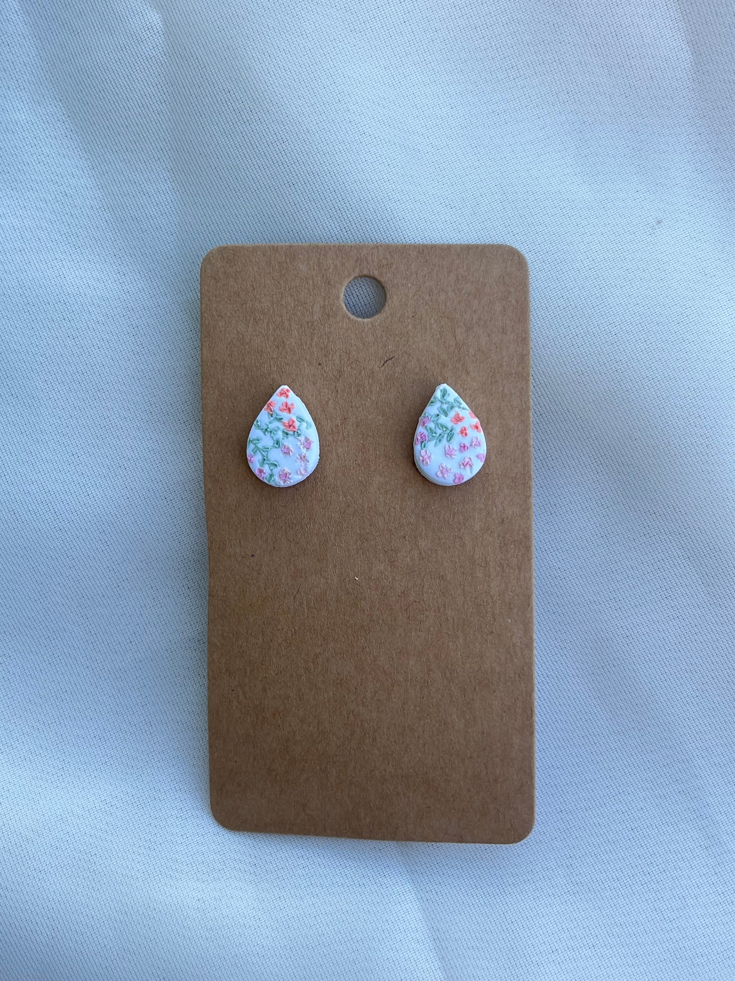 floral stud earrings
