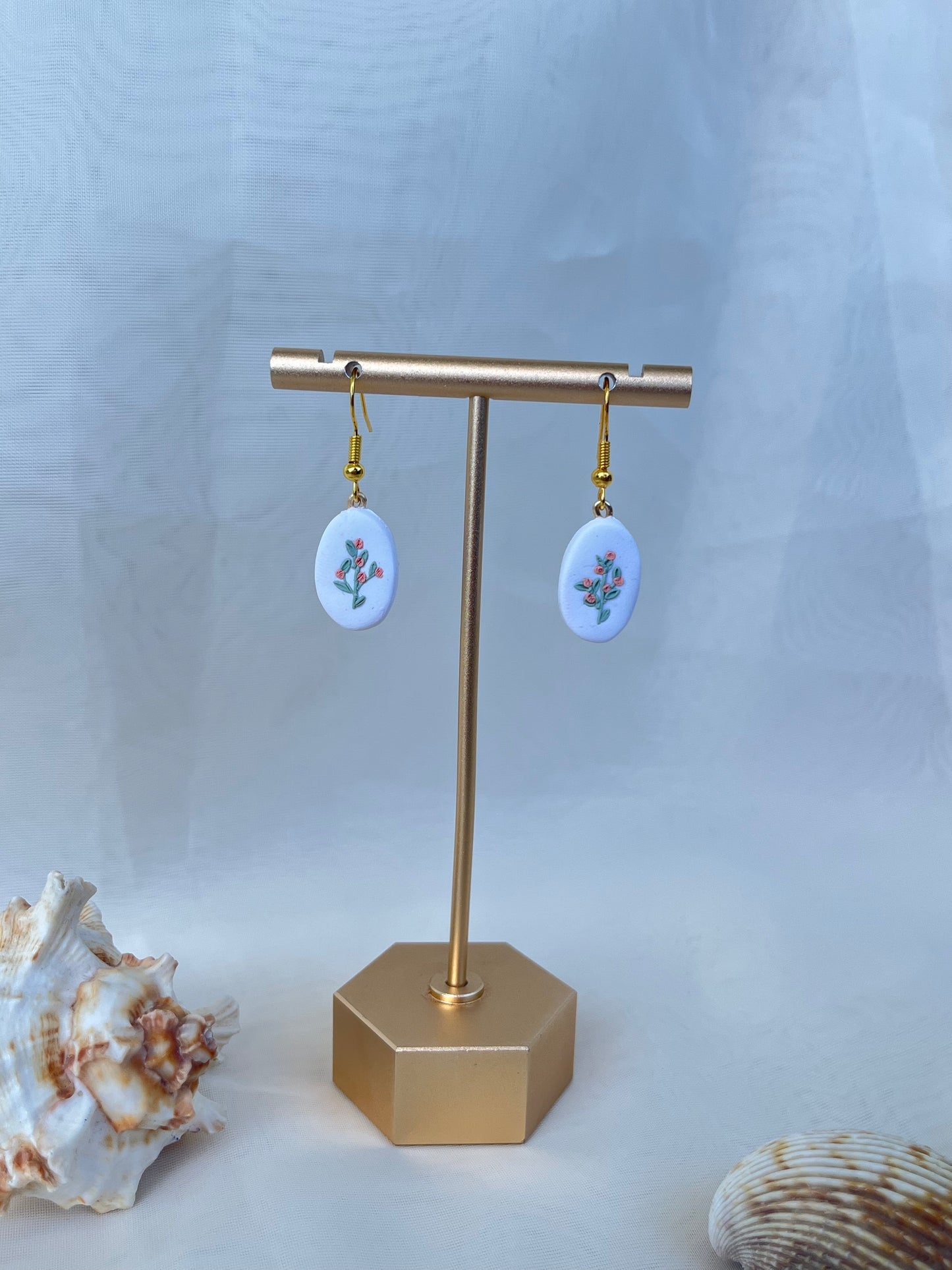 oval flower earrings