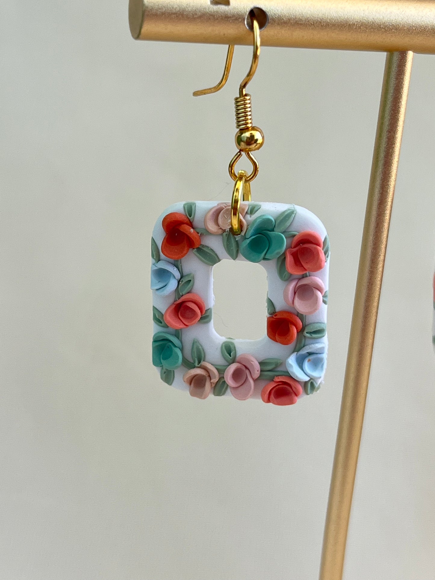 floral earrings