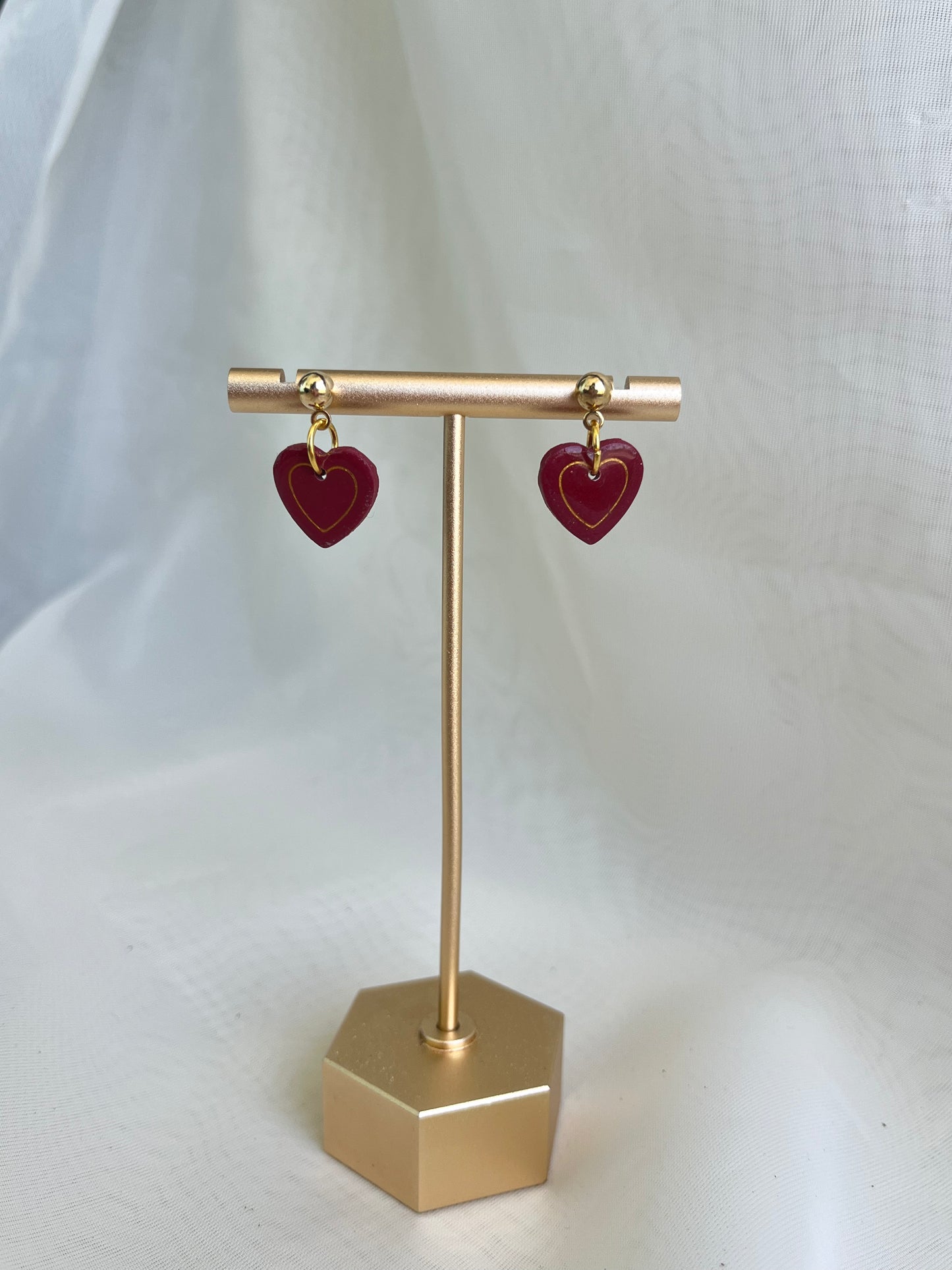 Maroon heart earring